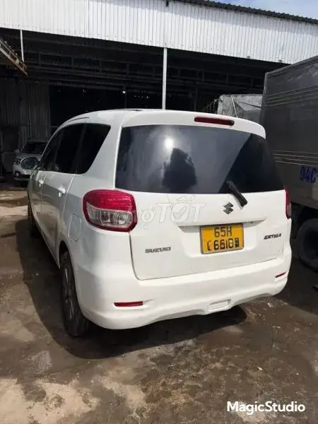 Suzuki Ertiga 2015 photo 4