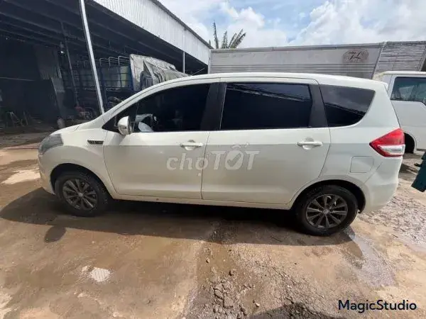 Suzuki Ertiga 2015 photo 3