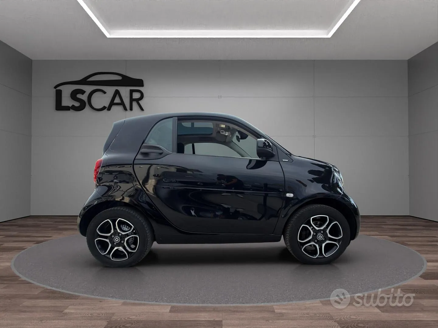 Smart Fortwo 2017 photo 2