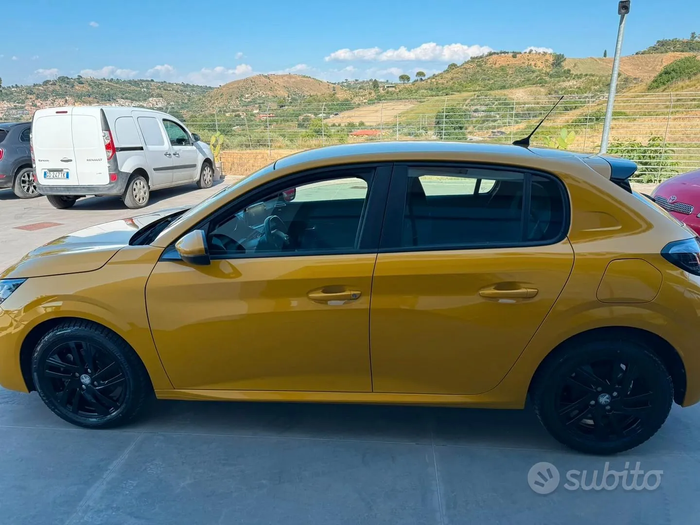 Peugeot 208 2020 photo 4