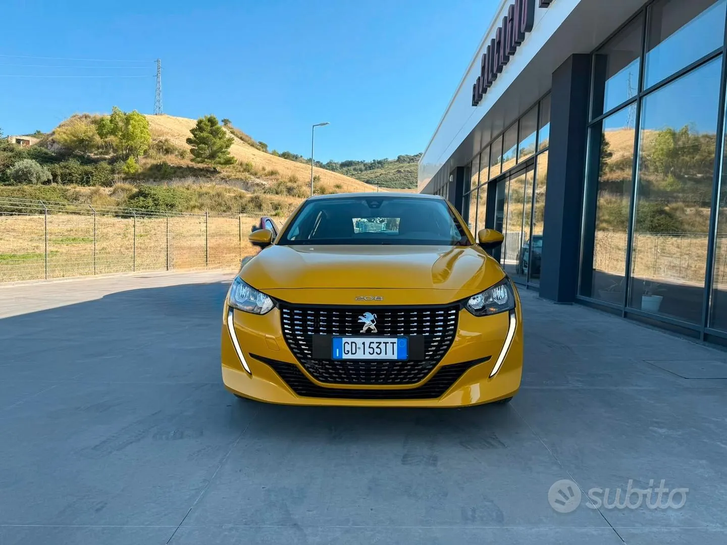 Peugeot 208 2020 photo 2