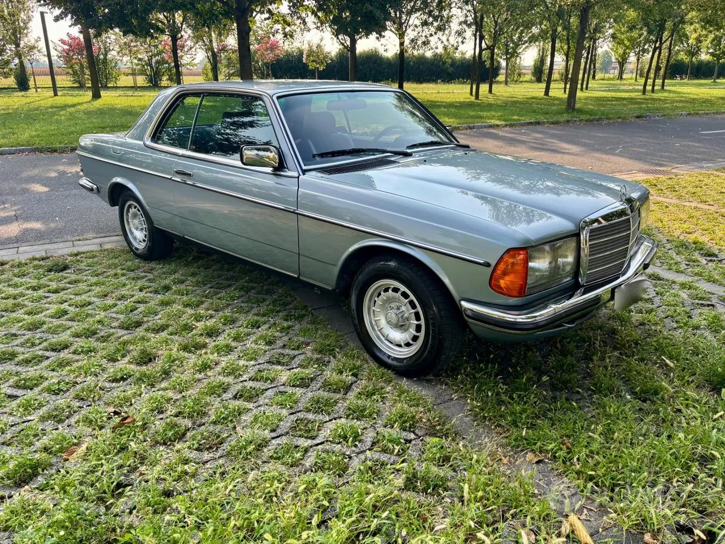 Mercedes-Benz 280 Ce