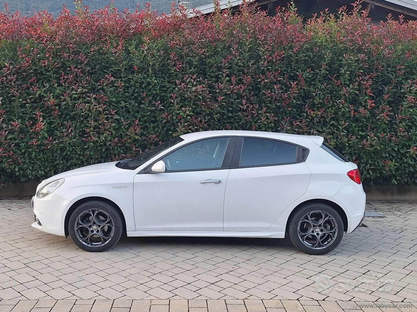 Alfa Romeo Giulietta 2018 photo 4