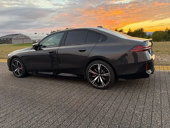 BMW I5 2024 photo 3
