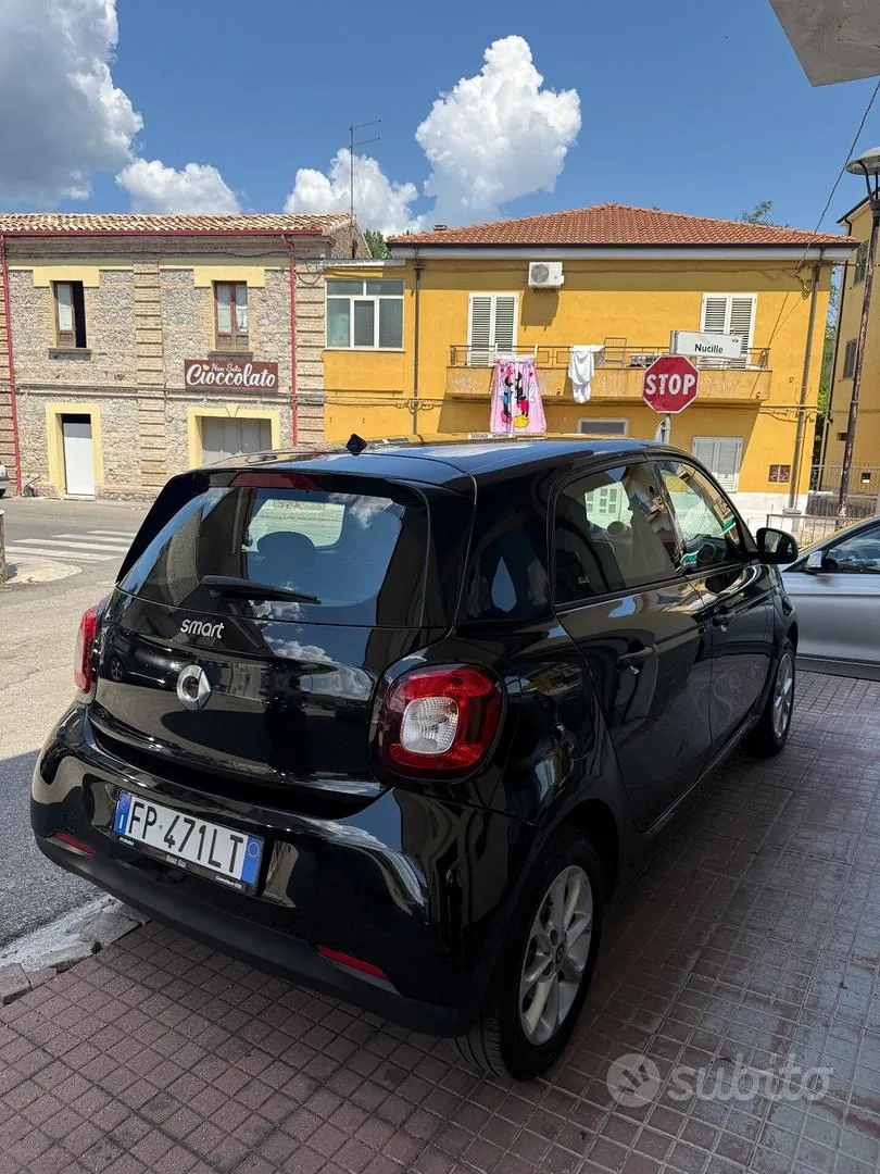 Smart Forfour 2018 photo 5