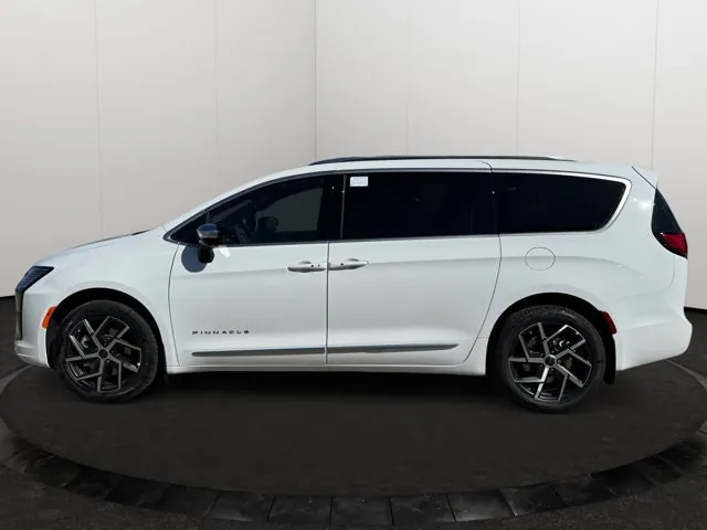 Chrysler Pacifica 2027 photo 2