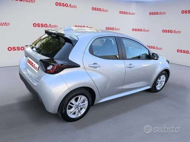 Mazda Mazda2 2025 photo 3
