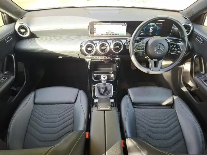 Mercedes-Benz A-Class 2019 photo 3