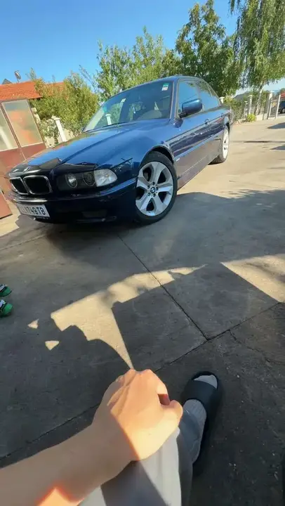 BMW 7 Series 1997 photo 2
