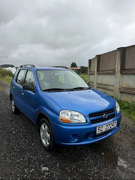 Suzuki Ignis 2005 photo 2