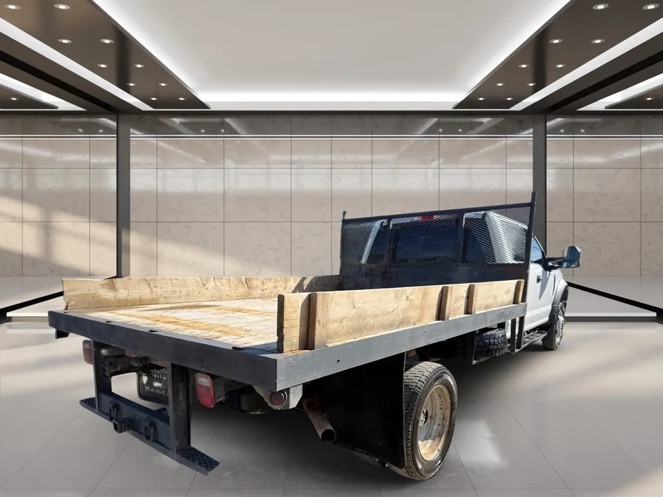Ford Super Duty F-550 2020 photo 3