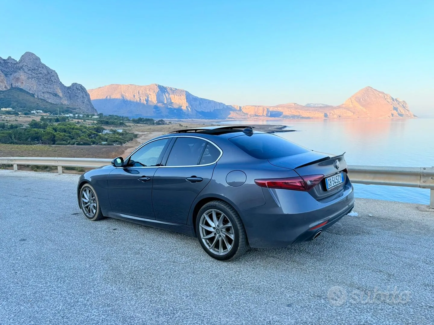 Alfa Romeo Giulia 2019 photo 2
