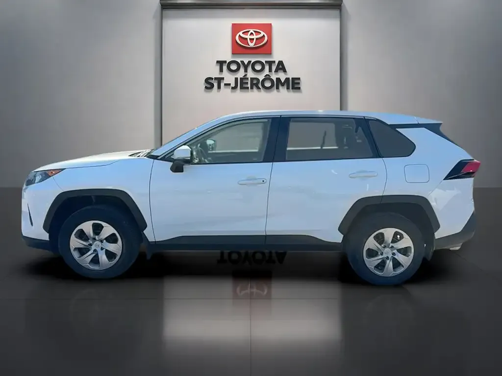 Toyota Rav4 2022 photo 2