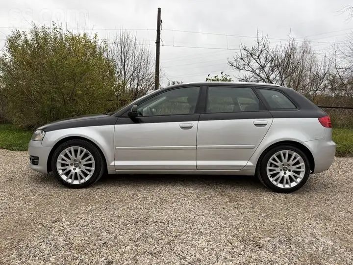 Audi A3 2011 photo 4