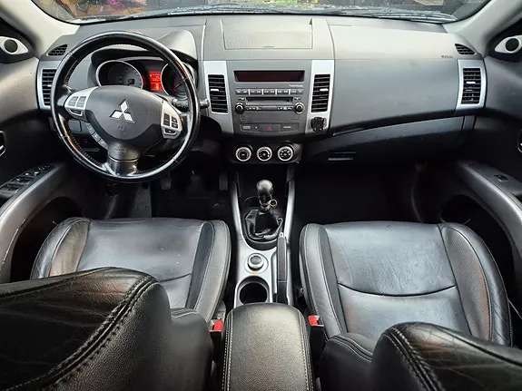 Mitsubishi Outlander 2008 photo 5