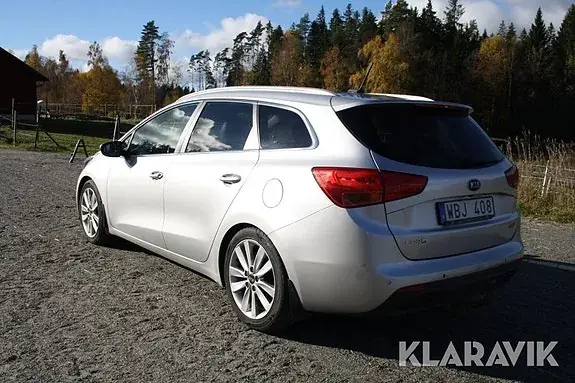 Kia Ceed 2012 photo 2