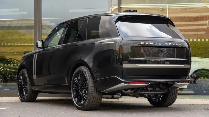 Land Rover Range Rover 2026 photo 2