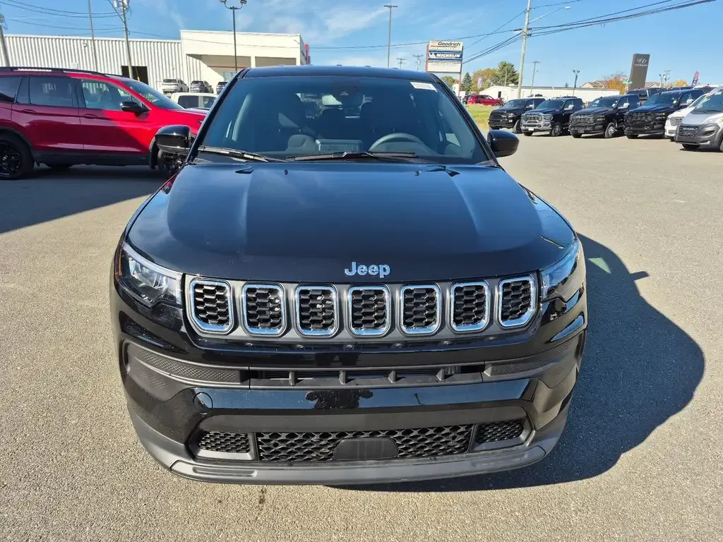 Jeep Compass 2026 photo 2