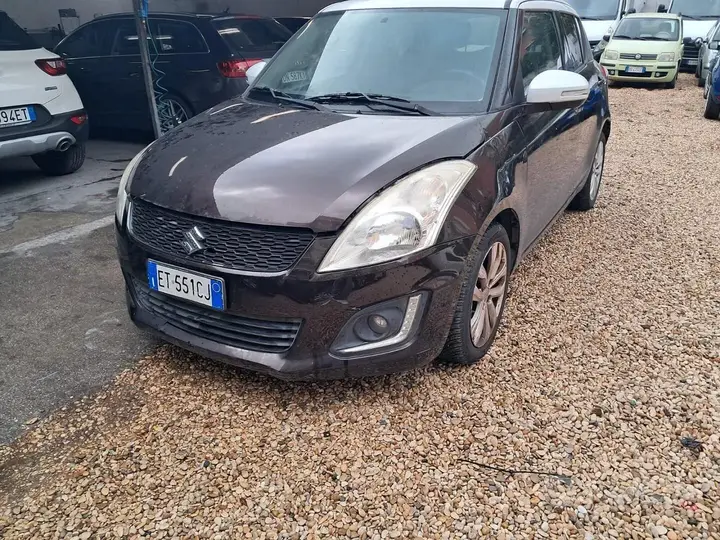 Suzuki Swift 2013 photo 2