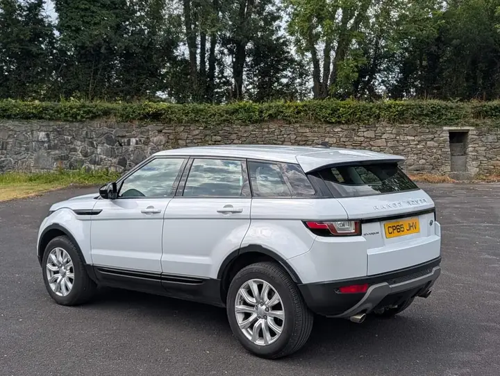 Land Rover Range Rover Evoque 2016 photo 2