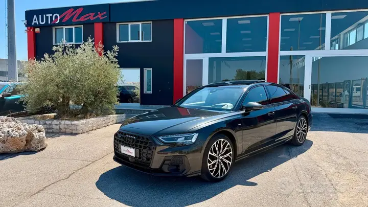 Audi A8 2022 photo 2