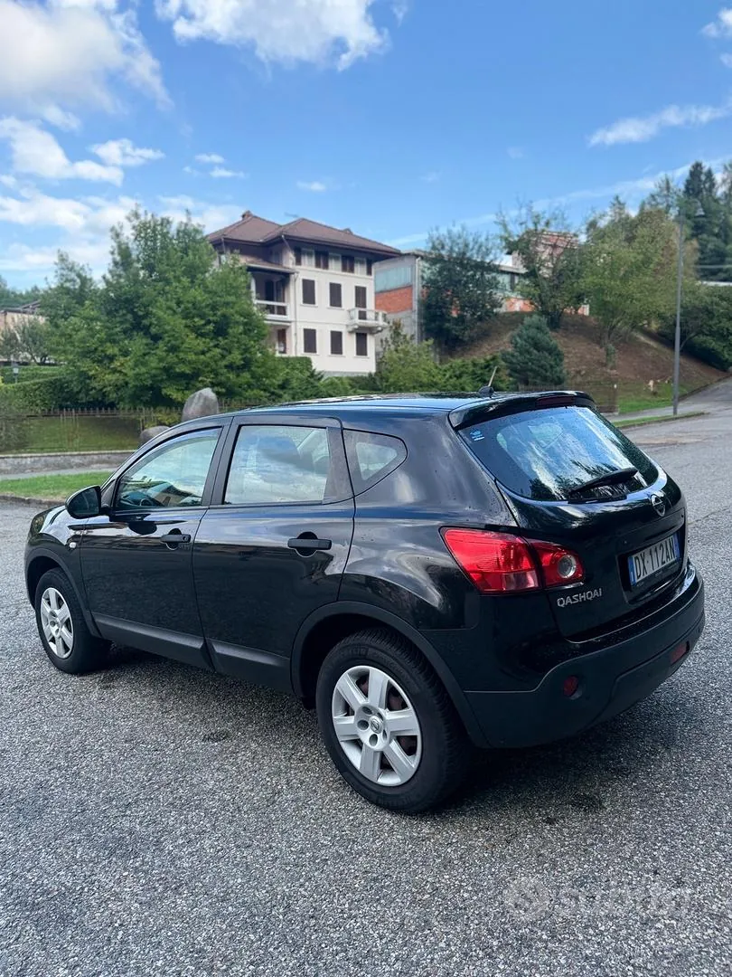Nissan Qashqai 2009 photo 4