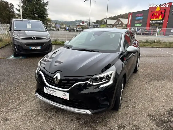 Renault Captur 2021 photo 2