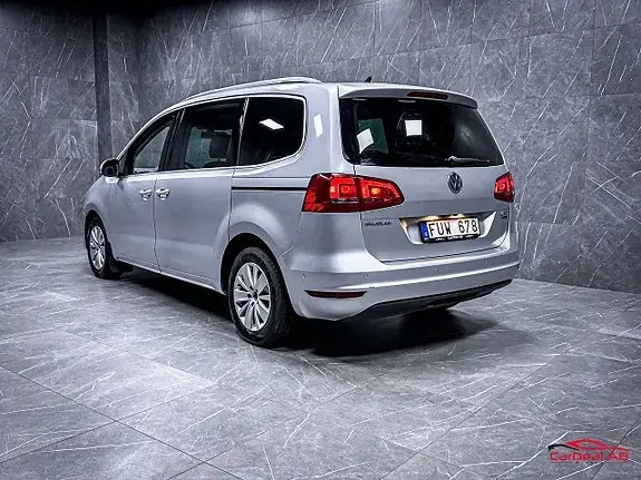 Volkswagen Sharan 2011 photo 5