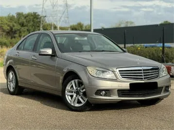 Mercedes-Benz C180