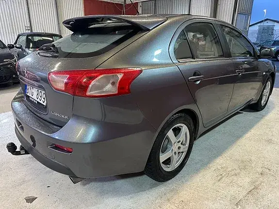 Mitsubishi Lancer 2011 photo 4