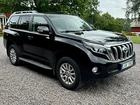 Toyota Land Cruiser 2014 photo 2