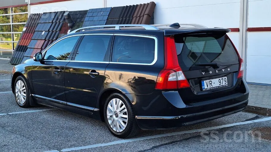 Volvo V70 2009 photo 4