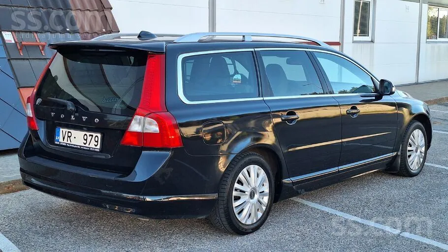 Volvo V70 2009 photo 3