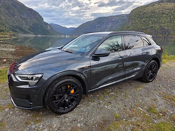 Audi E-Tron 2022 photo 4