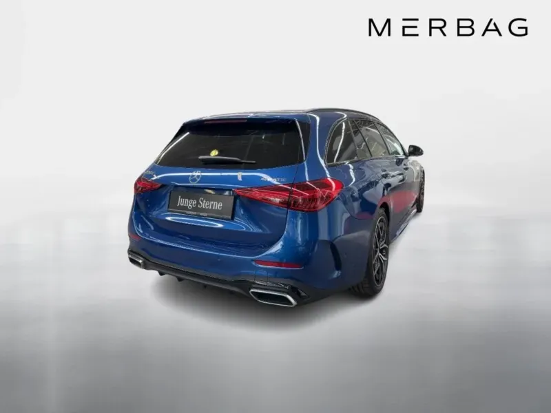 Mercedes-Benz C-Class 2025 photo 3