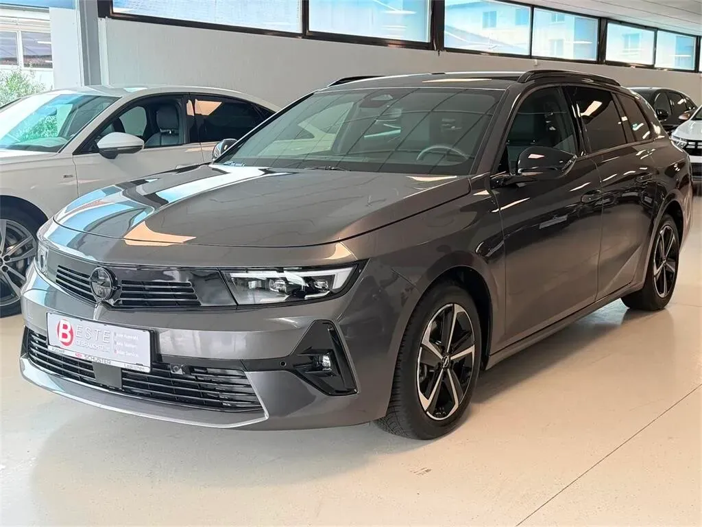 Opel Astra 2024 photo 3