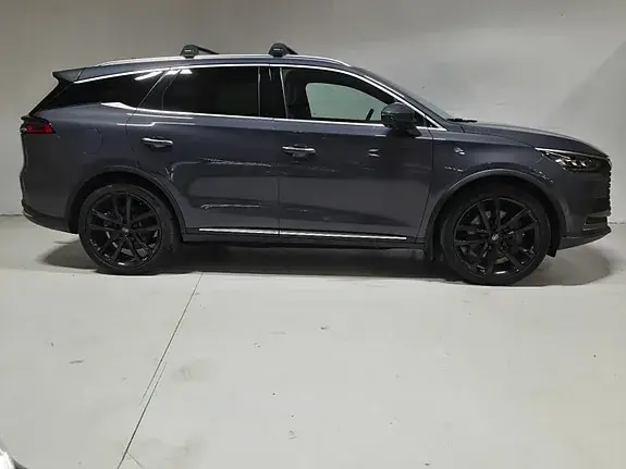 BYD Tang 2021 photo 4