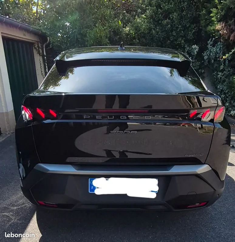 Peugeot 3008 2024 photo 2