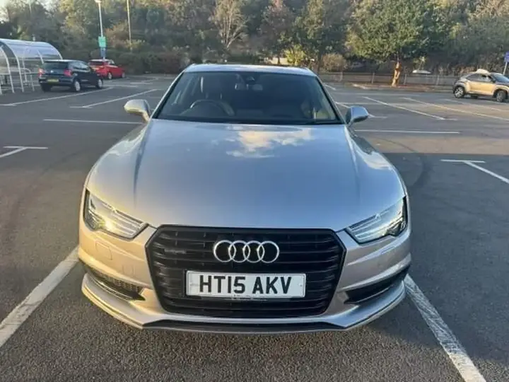 Audi A7 2015 photo 2