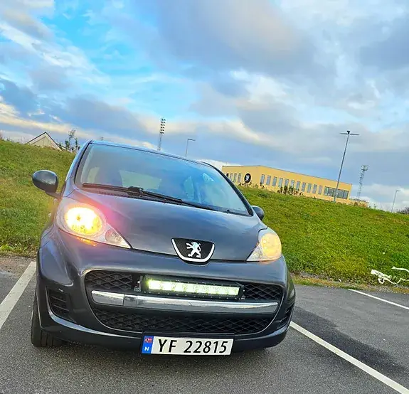 Peugeot 107 2012 photo 5