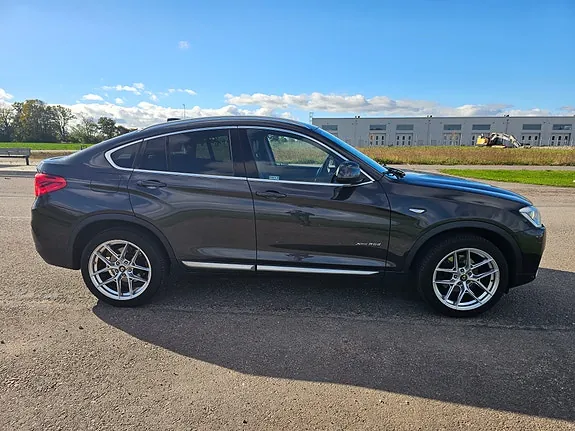 BMW X4 2015 photo 2