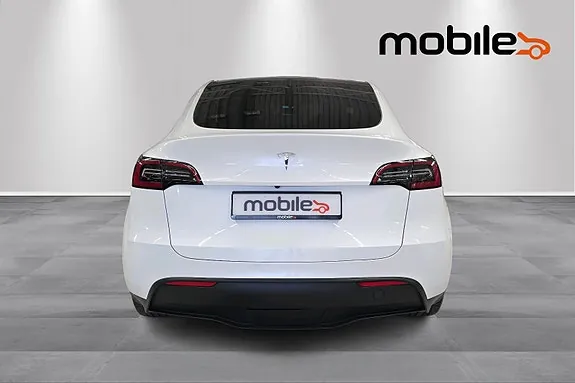 Tesla Model Y 2024 photo 4