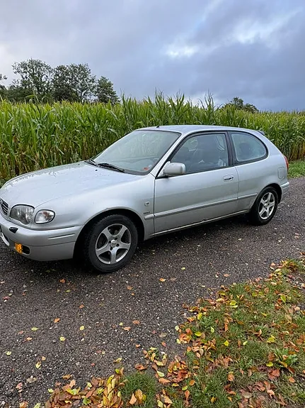 Toyota Corolla 2001 photo 4