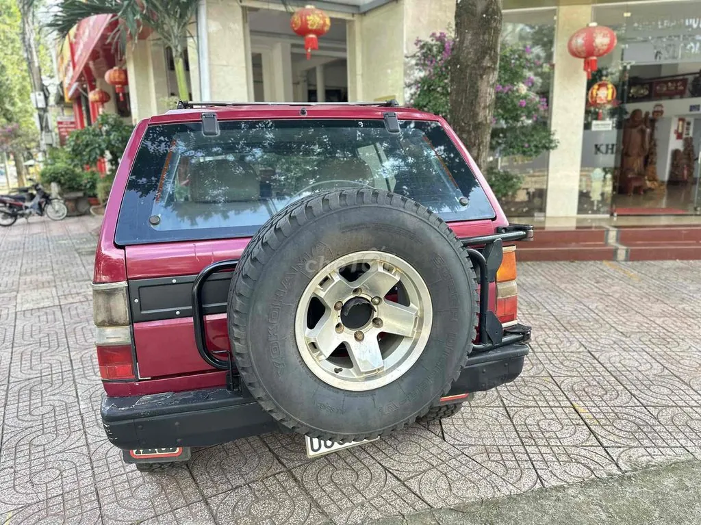 Nissan Pathfinder 1991 photo 4