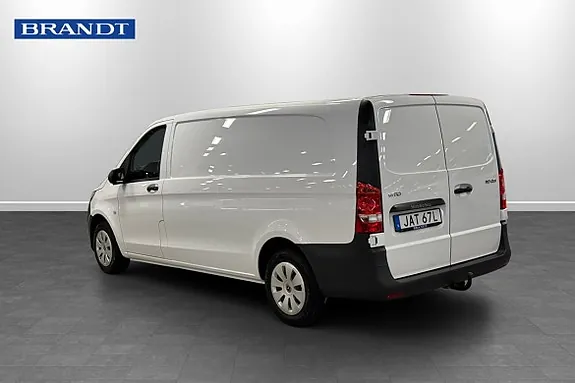 Mercedes-Benz Vito 110 2024 photo 2