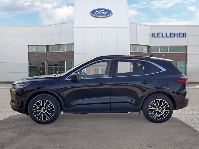 Ford Escape 2025 photo 2