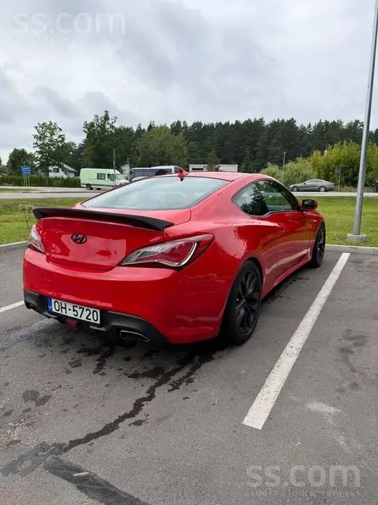 Hyundai Genesis Coupe 2013 photo 3