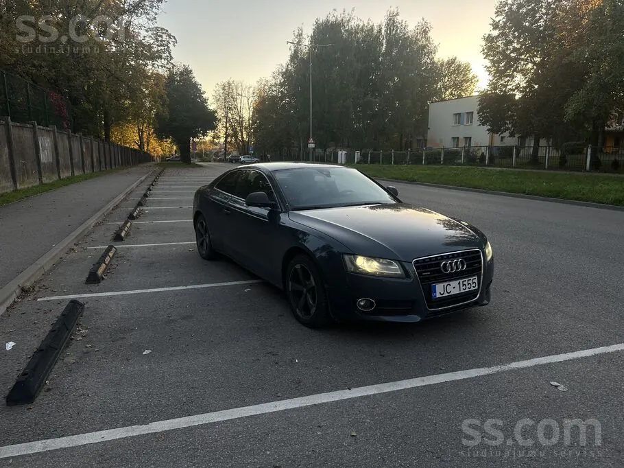 Audi A5 2008 photo 2