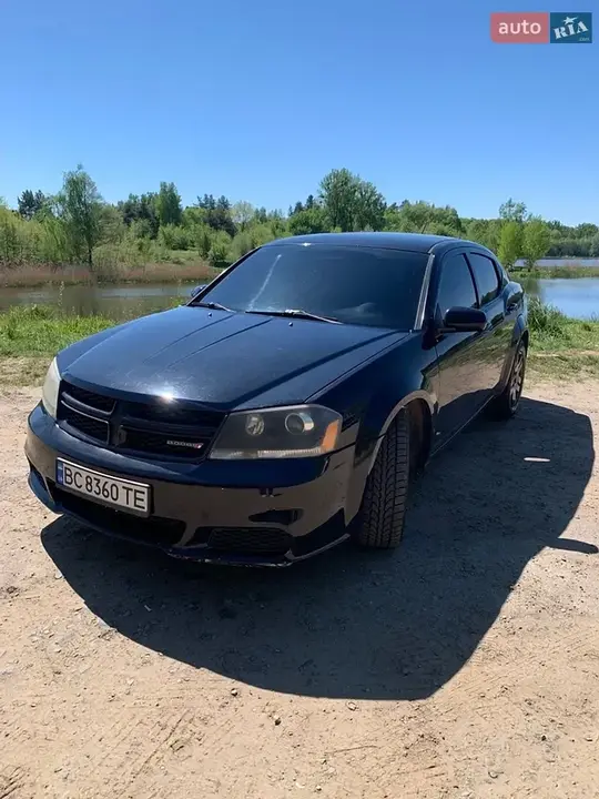 Dodge Avenger 2013 photo 2