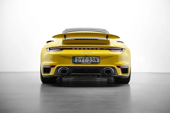 Porsche 911 Turbo S 2022 photo 5